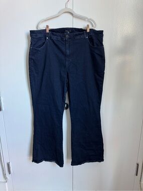 Universal Standard Navy Flare Wide-Leg Jeans